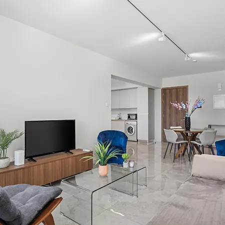 Latitudes 1 Bedroom * Meneou
