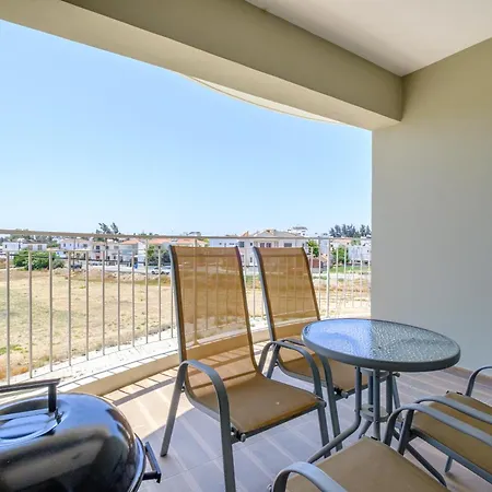 Latitudes 1 Bedroom * Meneou