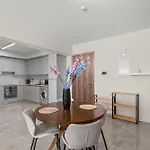 Latitudes 1 Bedroom Meneou
