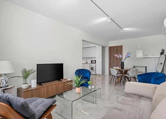 Latitudes 1 Bedroom * Meneou